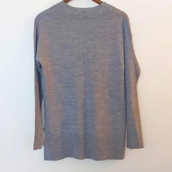 Smartwool Lightweight VNeck Tunic Sweater Marled Gray Ribbed Sleeves - Picture 2 of 5